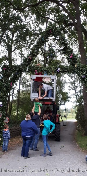 sv hdb 2019 kinderkoenig ehrenpforte schmuecken 20191006 013